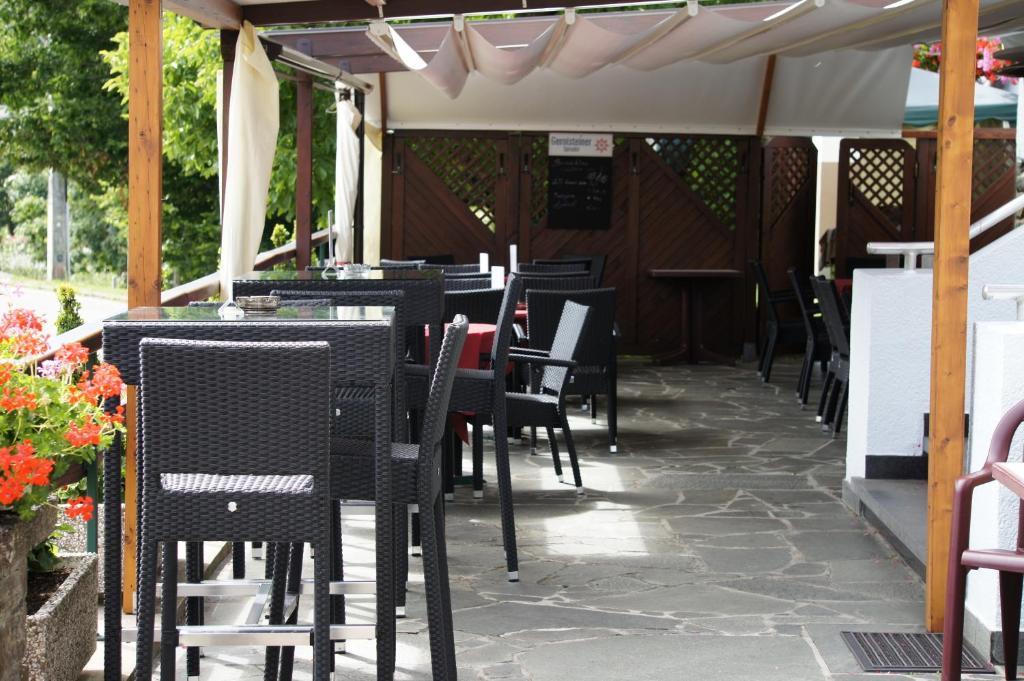 Hotel Rittersprung Ouren Bagian luar foto
