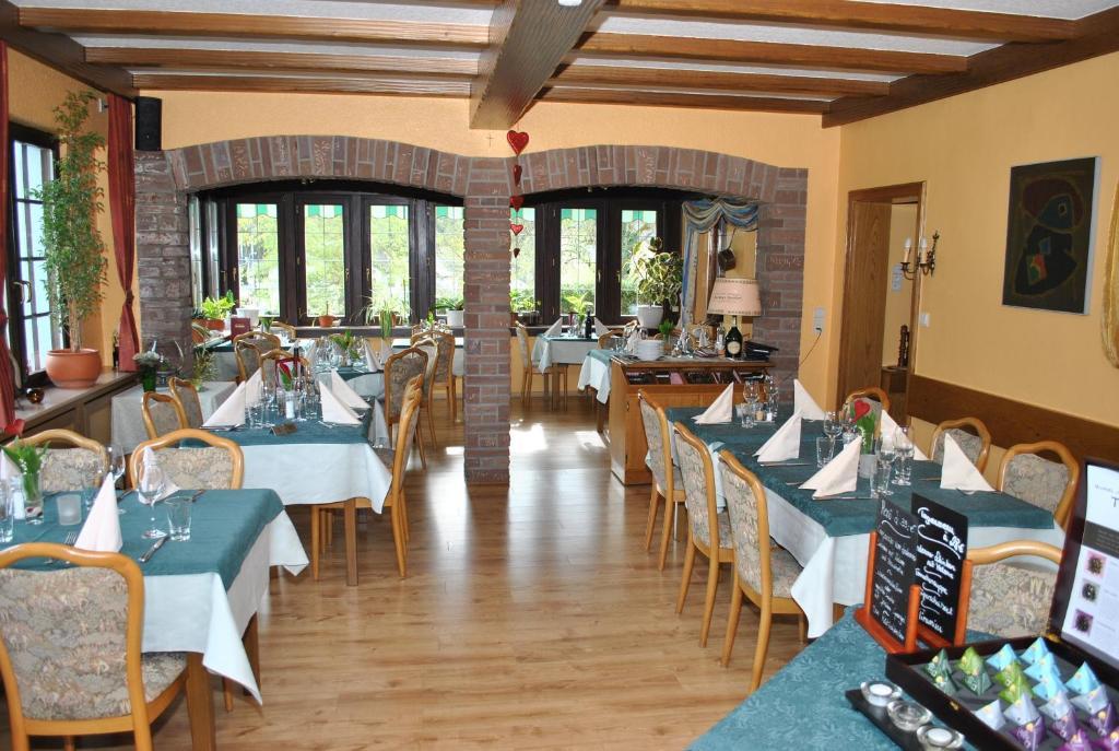 Hotel Rittersprung Ouren Bagian luar foto