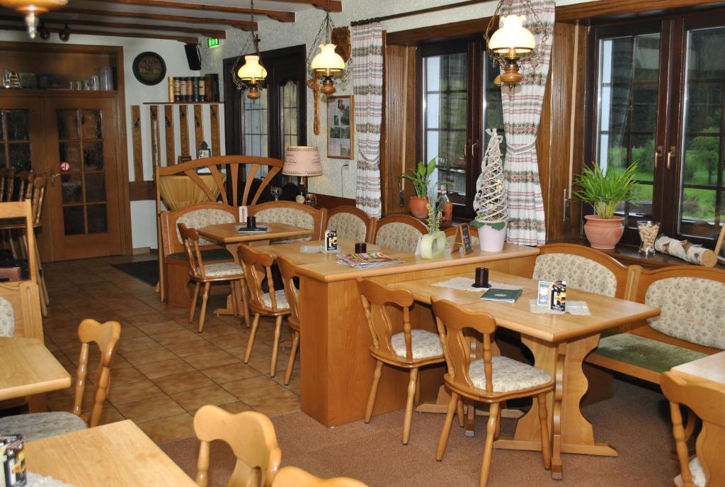 Hotel Rittersprung Ouren Bagian luar foto