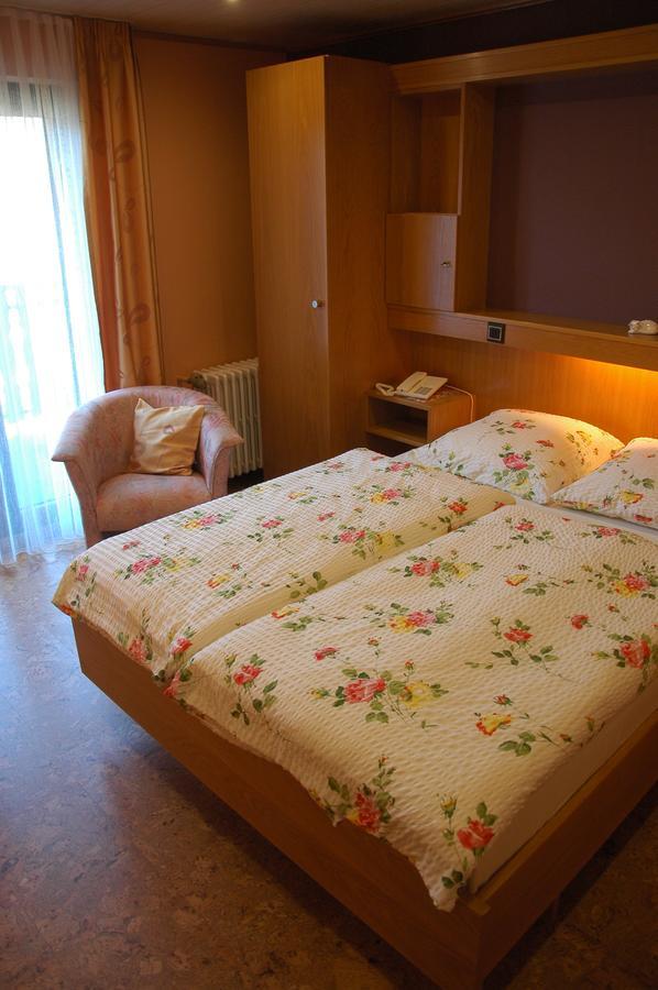 Hotel Rittersprung Ouren Bagian luar foto