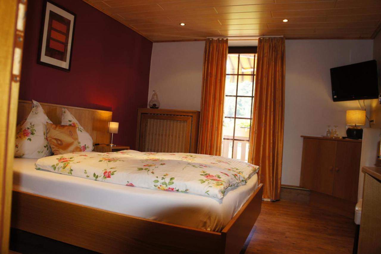 Hotel Rittersprung Ouren Bagian luar foto
